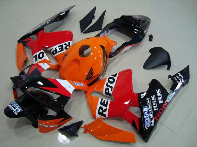 03-04 Repsol CBR600RR Motorcycle Fairings 03-04 Repsol CBR600RR Motorcycle Fairings