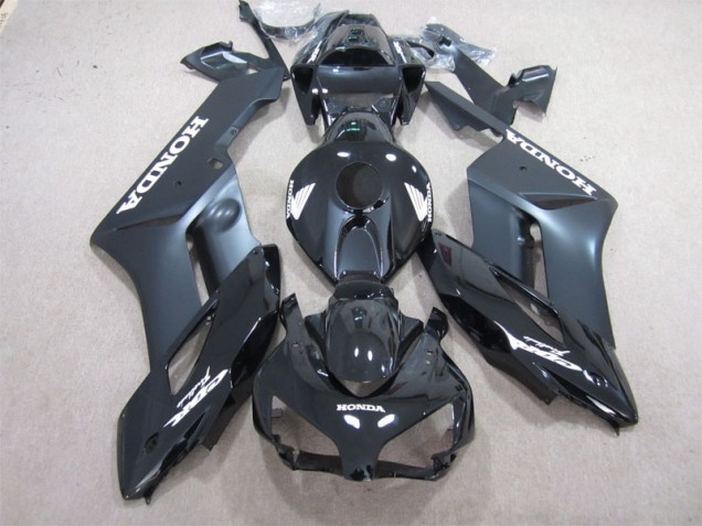 04-05 Black CBR1000RR Motorcycle Fairing & Bodywork 04-05 Black CBR1000RR Motorcycle Fairing & Bodywork