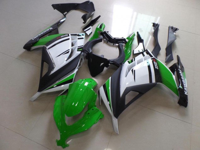 13-16 Green Black and White ZX300R Motorcycle Fairings 13-16 Green Black and White ZX300R Motorcycle Fairings